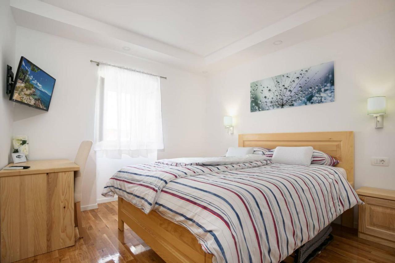 Old Beauty Apartment Novi Vinodolski Luaran gambar